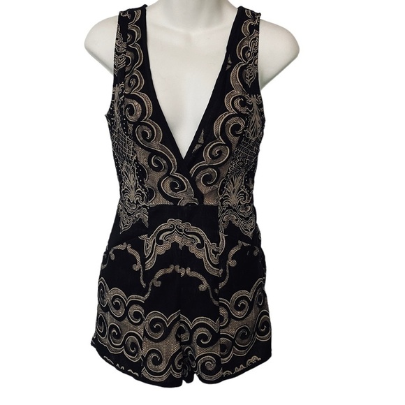 DEBBIE & DABBIE By Angel Biba Romper Size 6 (XS/S)  Black Lace - Picture 6 of 13